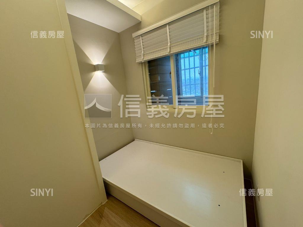 祕密花園正精美兩房房屋室內格局與周邊環境