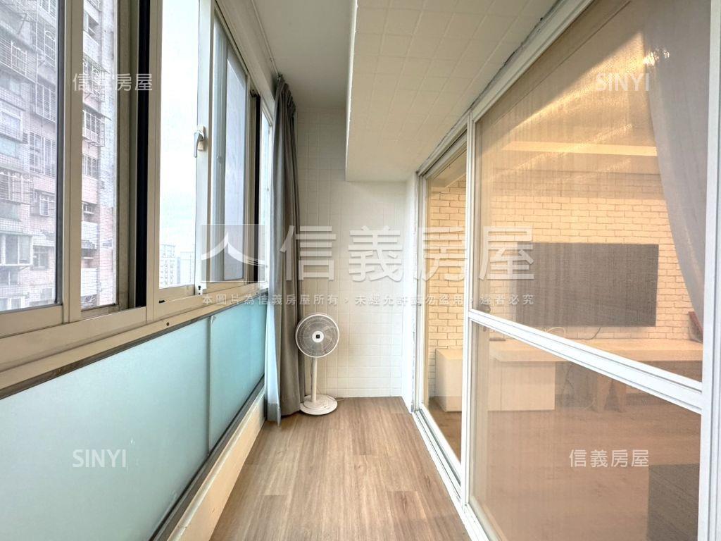 祕密花園正精美兩房房屋室內格局與周邊環境