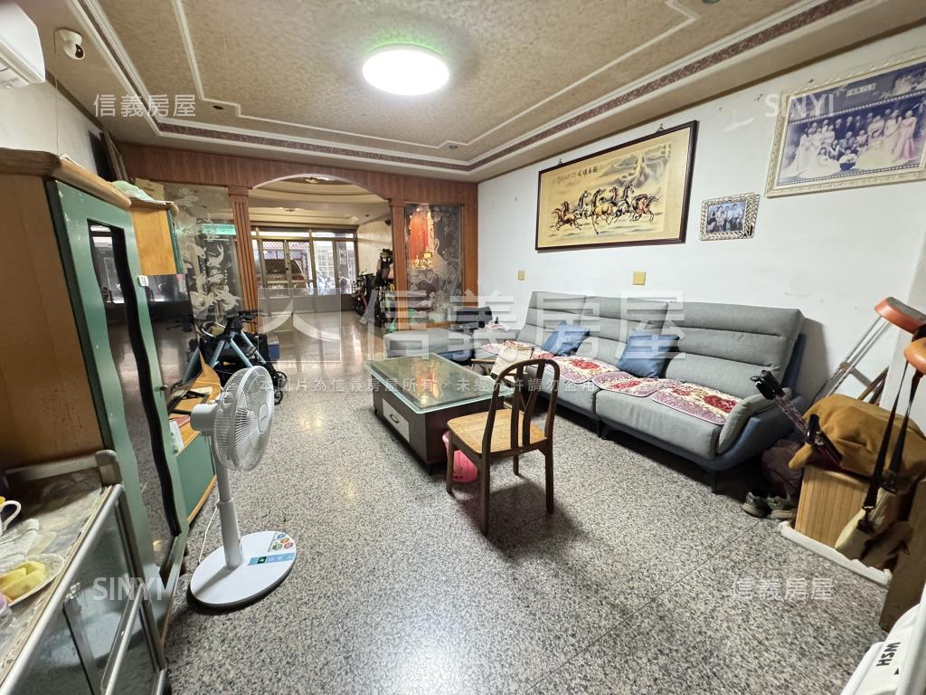 近軟科臨路透天房屋室內格局與周邊環境
