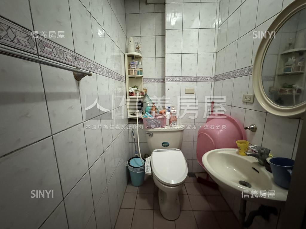 近軟科臨路透天房屋室內格局與周邊環境