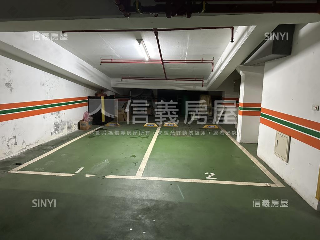 麗緻坡平車位房屋室內格局與周邊環境