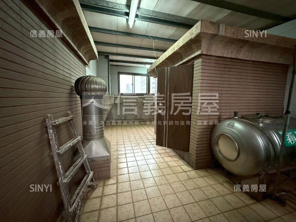 皇家特區６房透天房屋室內格局與周邊環境