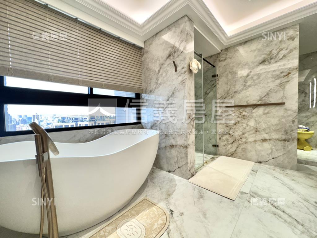 七期百貨新市政旁奢華豪宅房屋室內格局與周邊環境