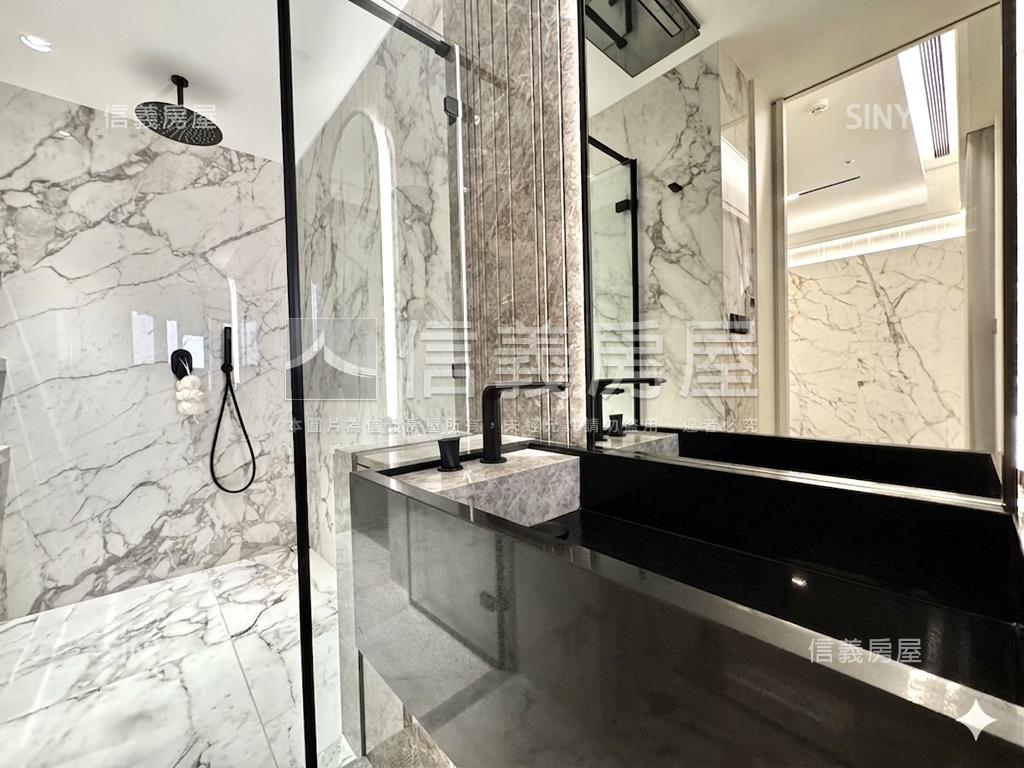 七期百貨新市政旁奢華豪宅房屋室內格局與周邊環境