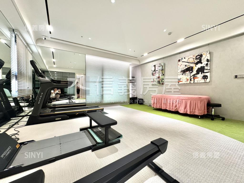 七期百貨新市政旁奢華豪宅房屋室內格局與周邊環境