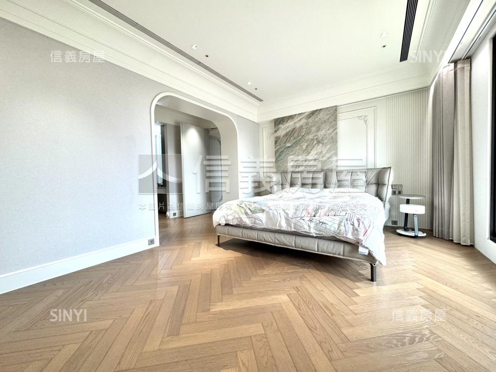 七期百貨新市政旁奢華豪宅房屋室內格局與周邊環境