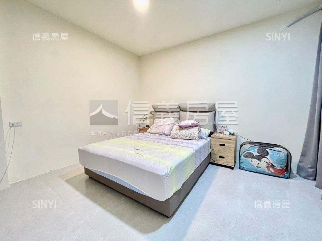 五甲面寬精美車庫透天房屋室內格局與周邊環境