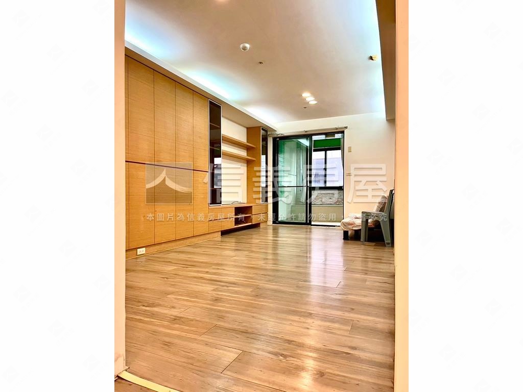 富比世★美妝露台戶房屋室內格局與周邊環境