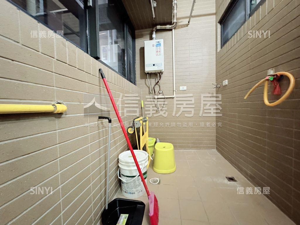 金澤２１高樓三房平面車位房屋室內格局與周邊環境