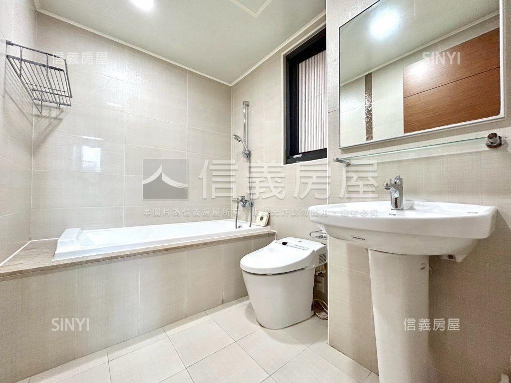 降價高樓邊間三房平面車位房屋室內格局與周邊環境