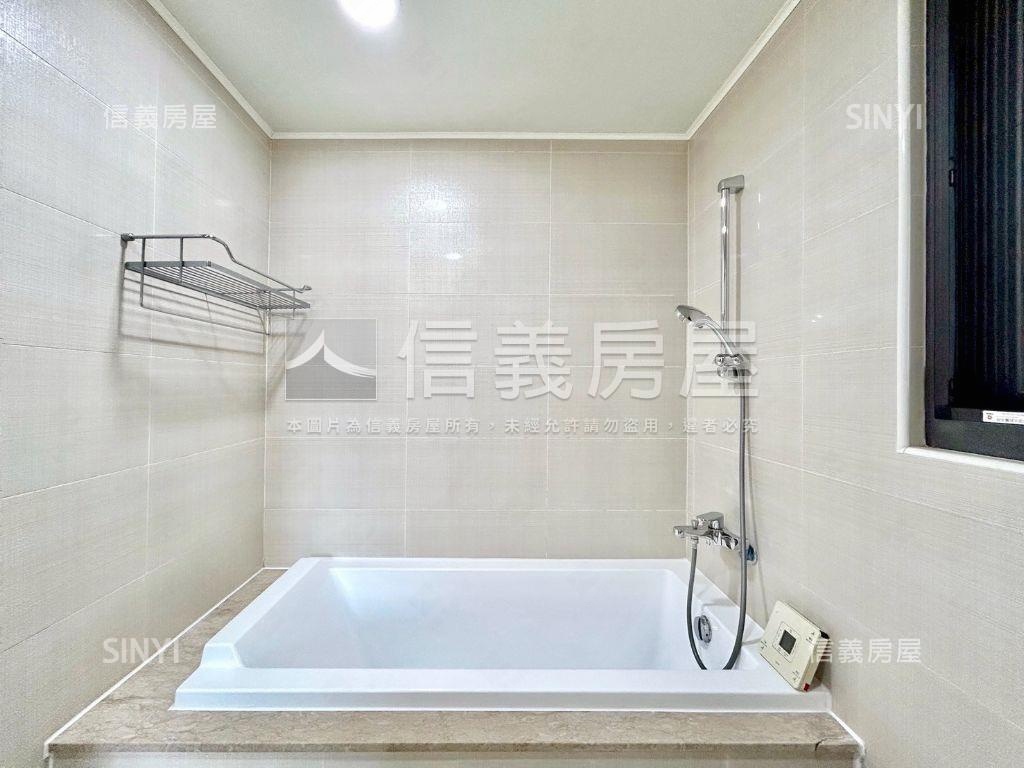 降價高樓邊間三房平面車位房屋室內格局與周邊環境