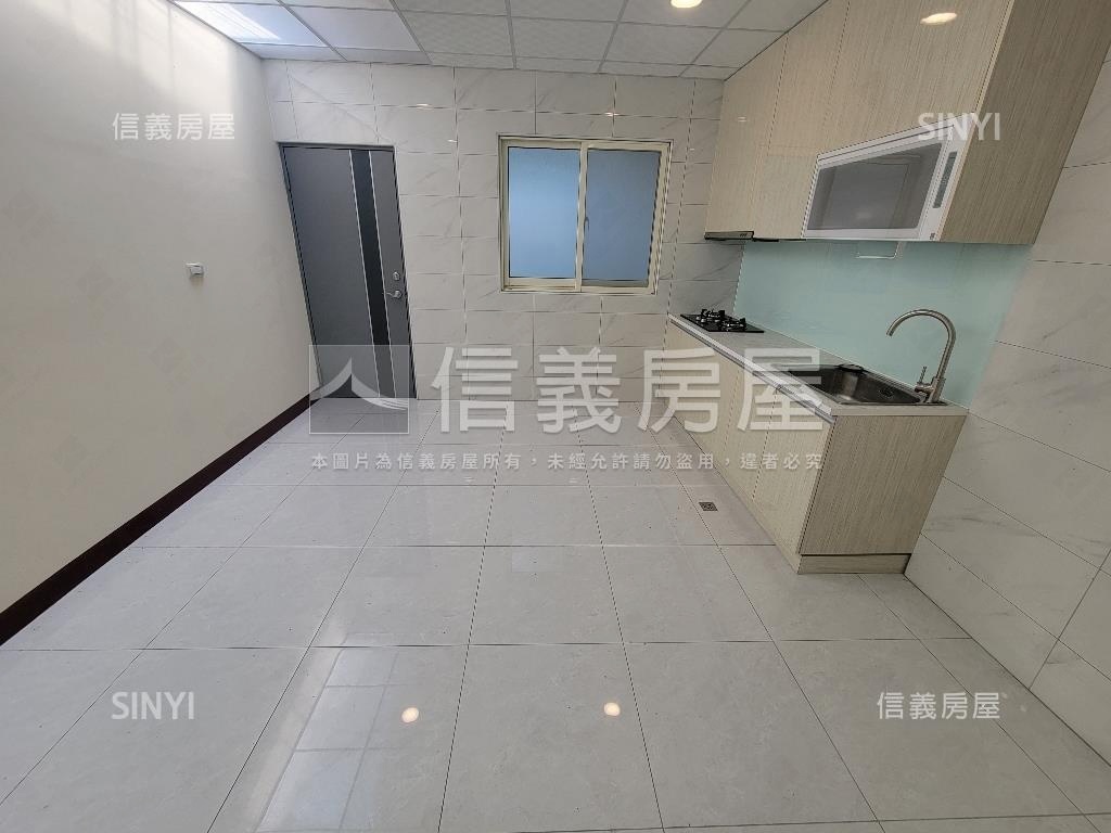 ✦全新整理✦臨路美透天房屋室內格局與周邊環境