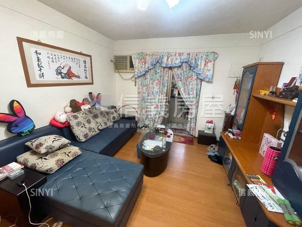 專任近區公所捷運美宅房屋室內格局與周邊環境