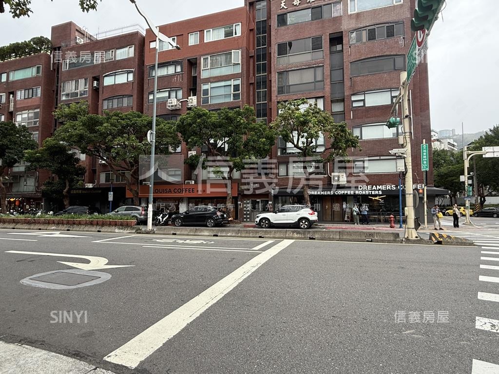 天母面公園景觀電梯房屋室內格局與周邊環境