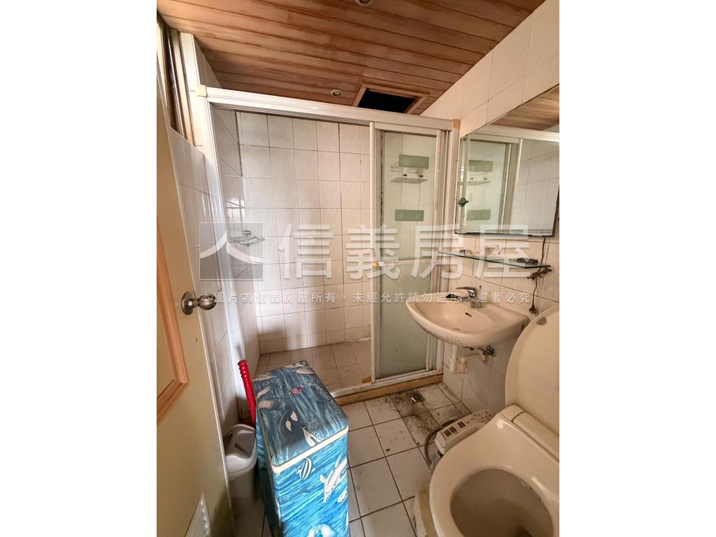 專任青年守則遼闊大空間房屋室內格局與周邊環境