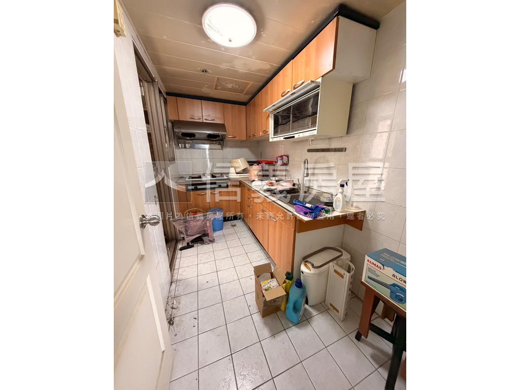 專任青年守則遼闊大空間房屋室內格局與周邊環境