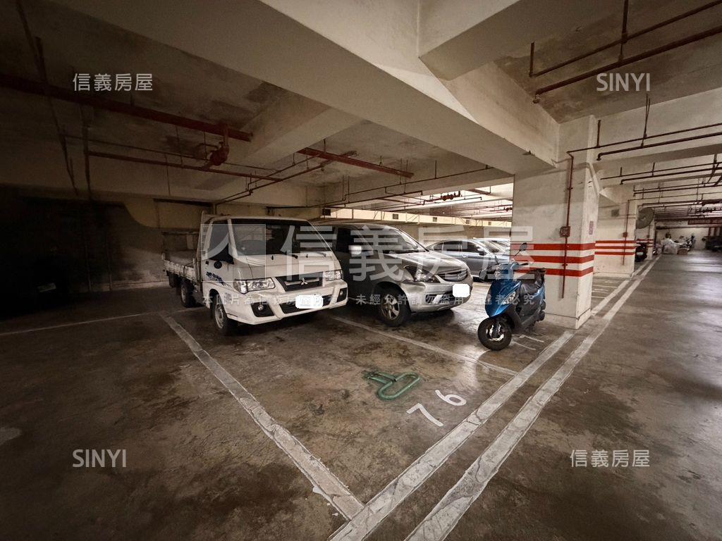 專任青年守則遼闊大空間房屋室內格局與周邊環境