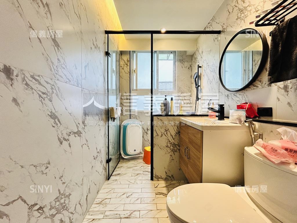 精美電梯四房近Ｙ２０站房屋室內格局與周邊環境