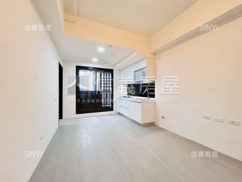 專任青埔逸偉兩房雙衛浴房屋室內格局與周邊環境