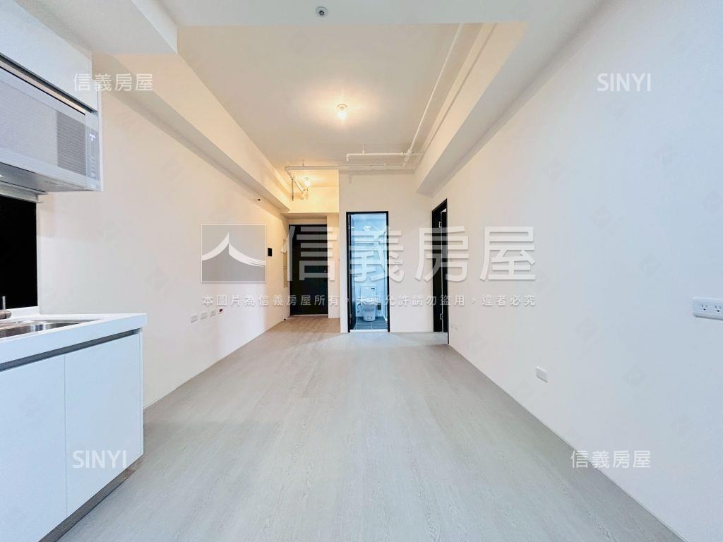 專任青埔逸偉兩房雙衛浴房屋室內格局與周邊環境