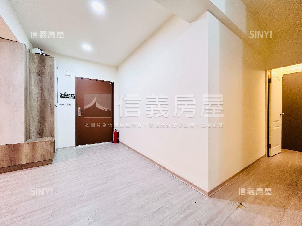 長春晶華小資電梯首選房屋室內格局與周邊環境