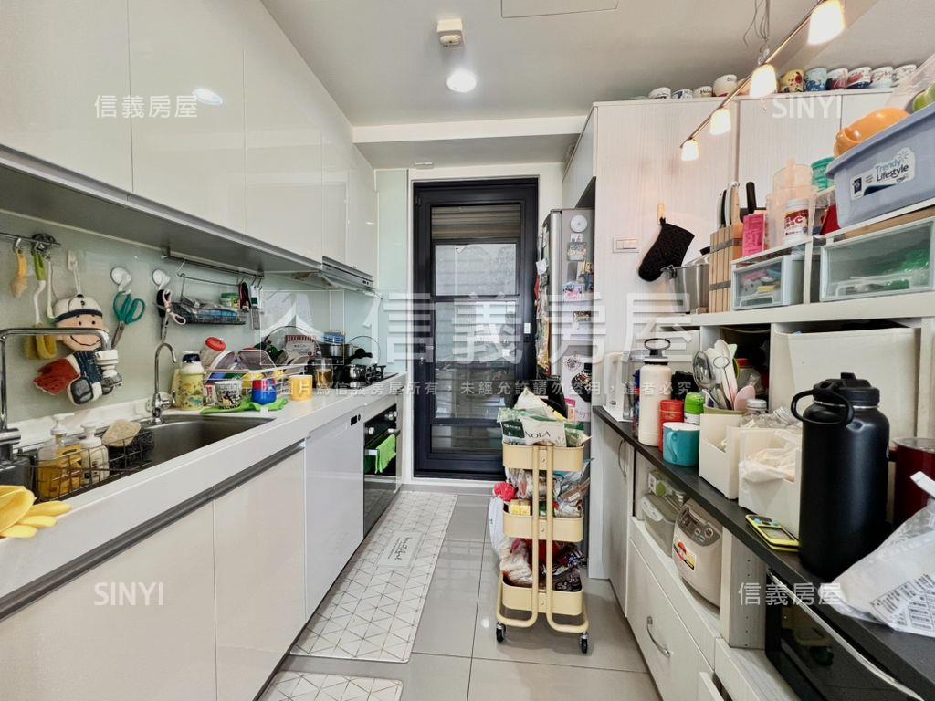 竹風２房１室高樓視野戶房屋室內格局與周邊環境