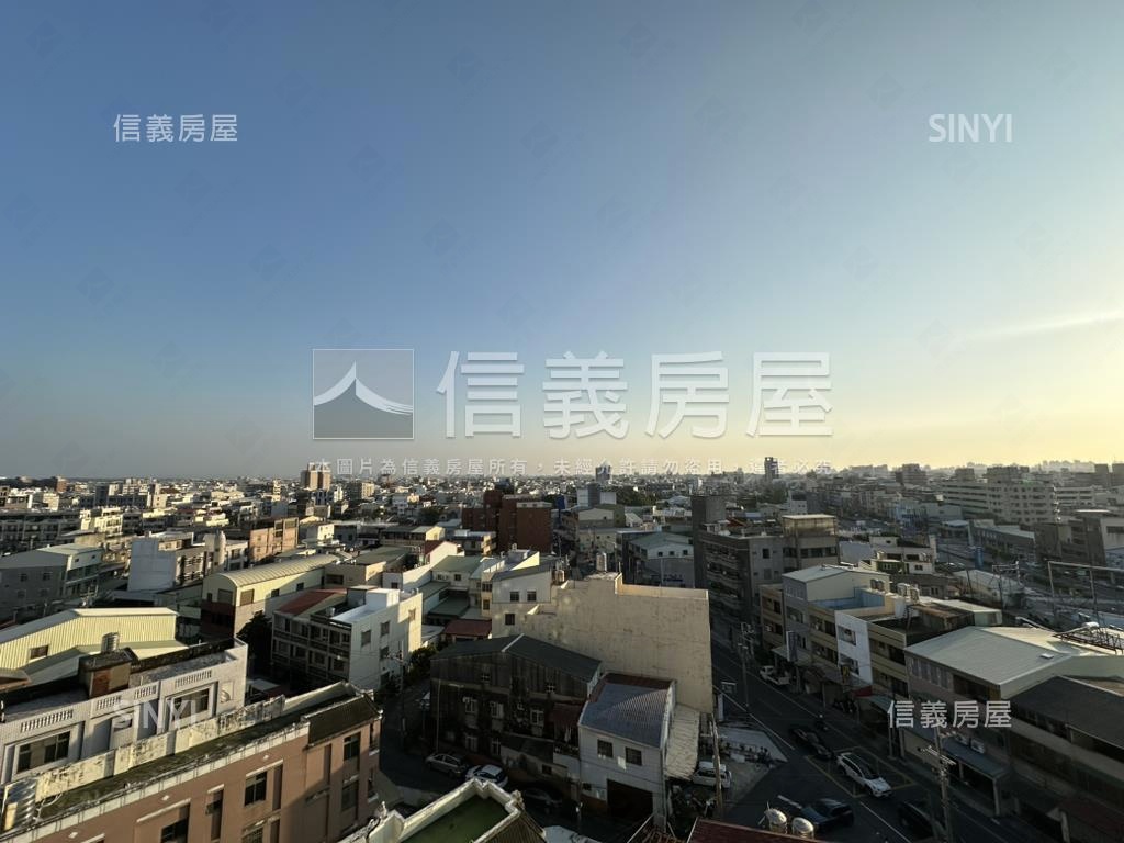 城市樂章２房平車房屋室內格局與周邊環境