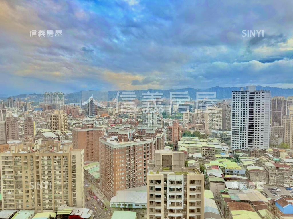 新美齊帝王三房平面車位房屋室內格局與周邊環境