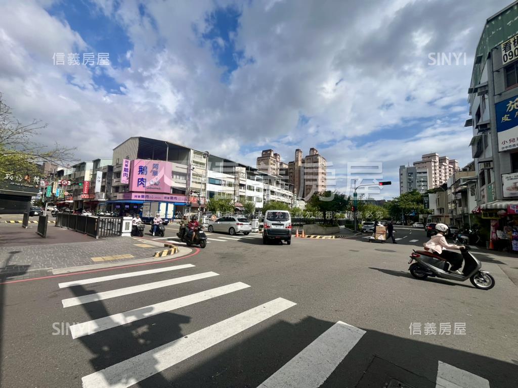 近捷運稀有朝南臨路透天房屋室內格局與周邊環境