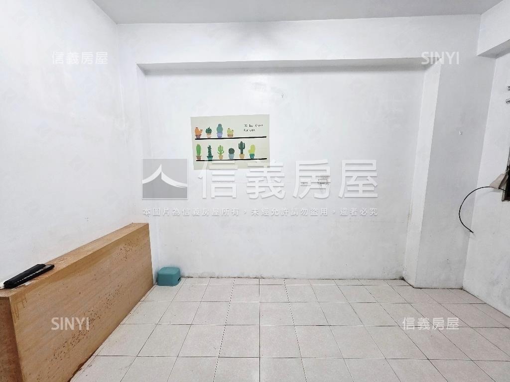 長榮中學雅族套房２房屋室內格局與周邊環境