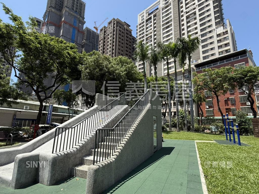 七期低總價四房雙車位房屋室內格局與周邊環境