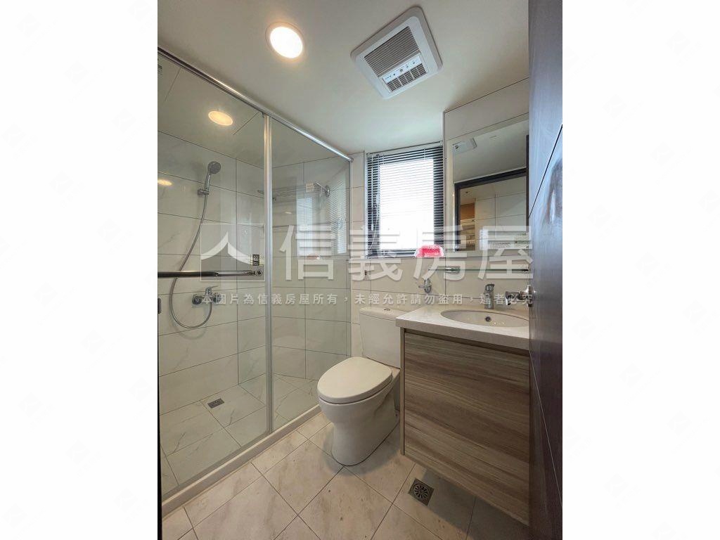 金龍皇璽高樓景觀戶房屋室內格局與周邊環境