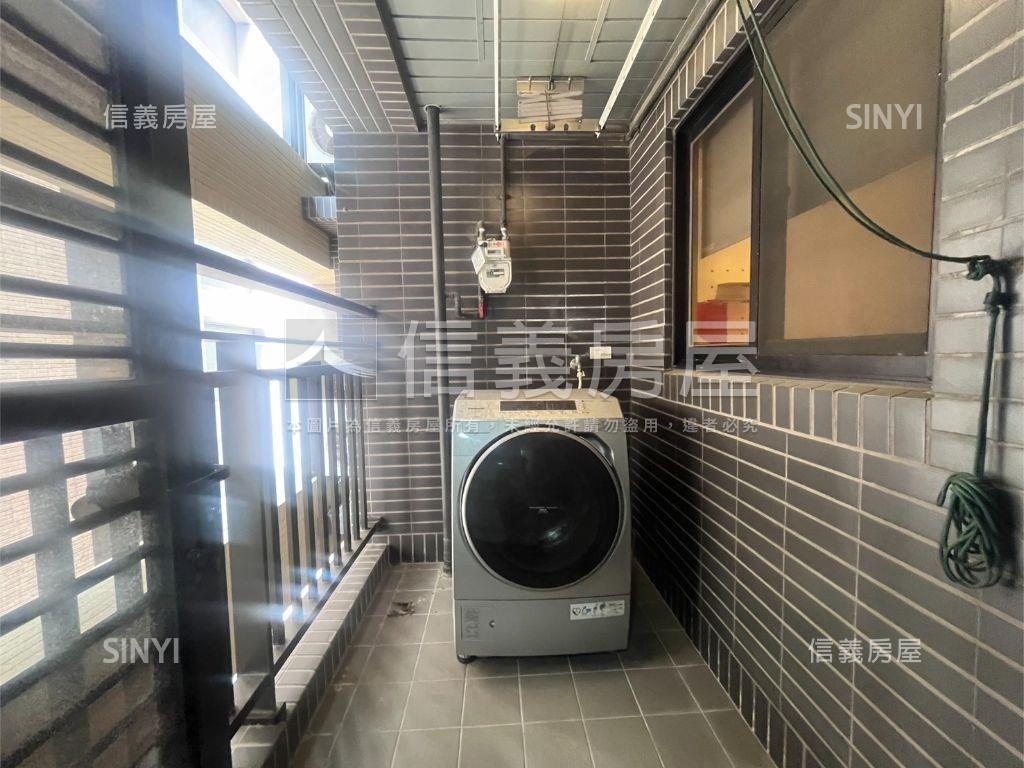 新悅城高樓美景三房平車房屋室內格局與周邊環境