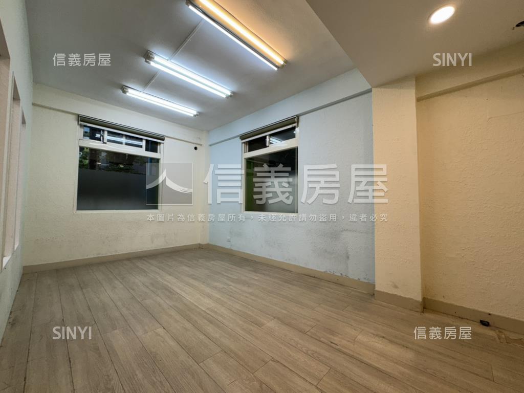 稀有出售敦北庭院一樓房屋室內格局與周邊環境