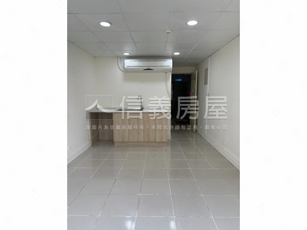 專任近忠孝復興捷運小資屋房屋室內格局與周邊環境