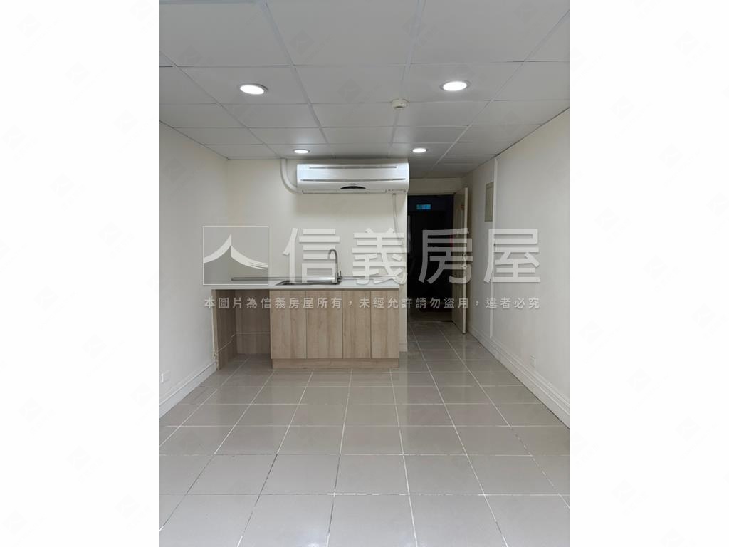 專任近忠孝復興捷運小資屋房屋室內格局與周邊環境