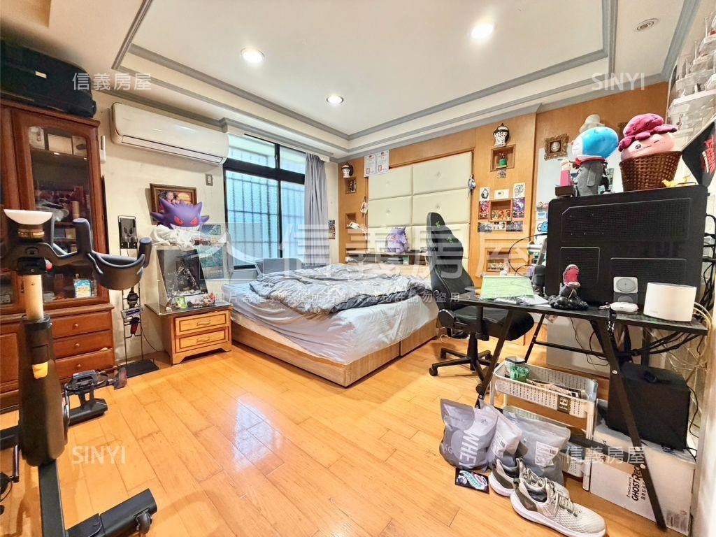 近陽明公園電梯大兩房房屋室內格局與周邊環境