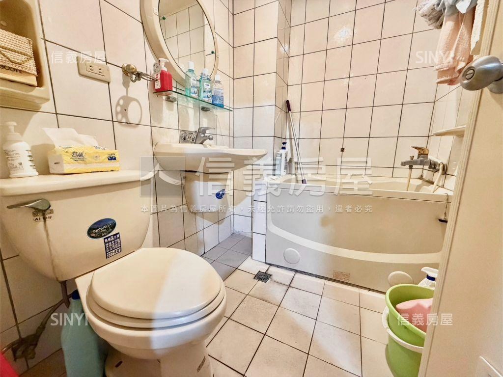 近陽明公園電梯大兩房房屋室內格局與周邊環境