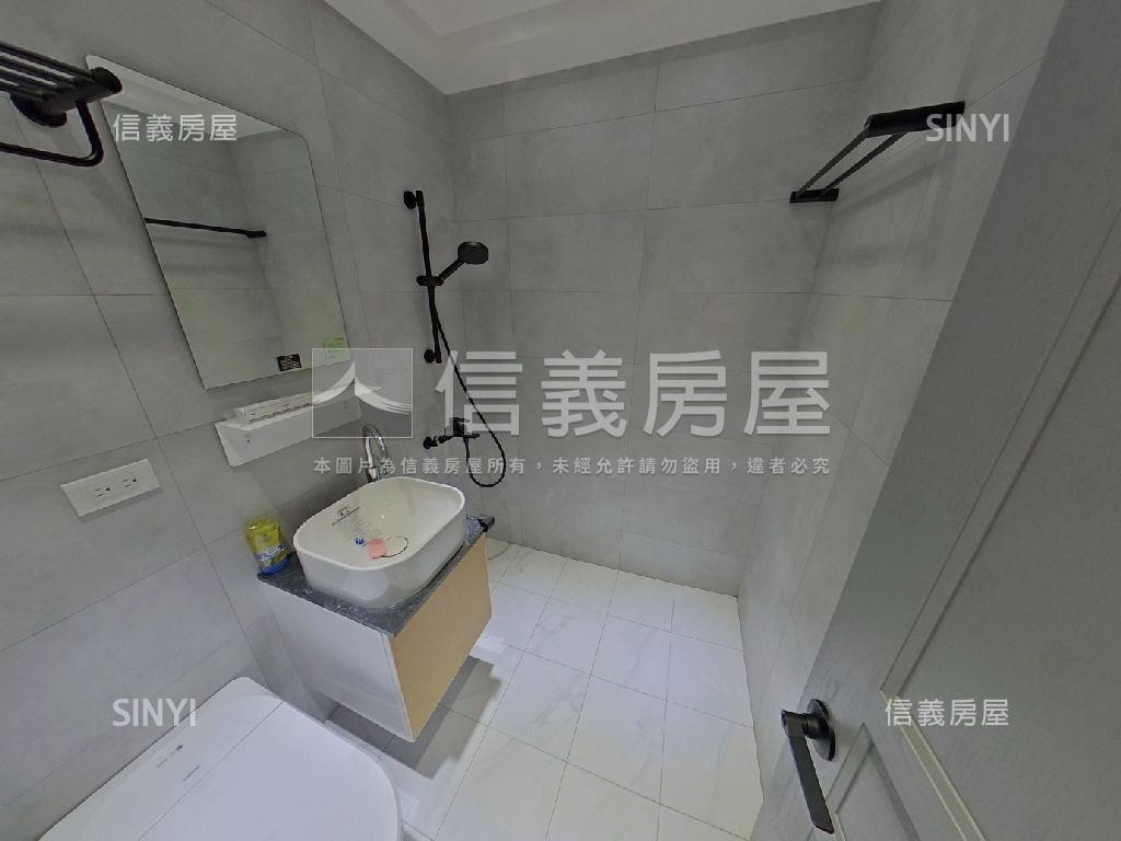 麗山國中靓麗二樓三房美築房屋室內格局與周邊環境