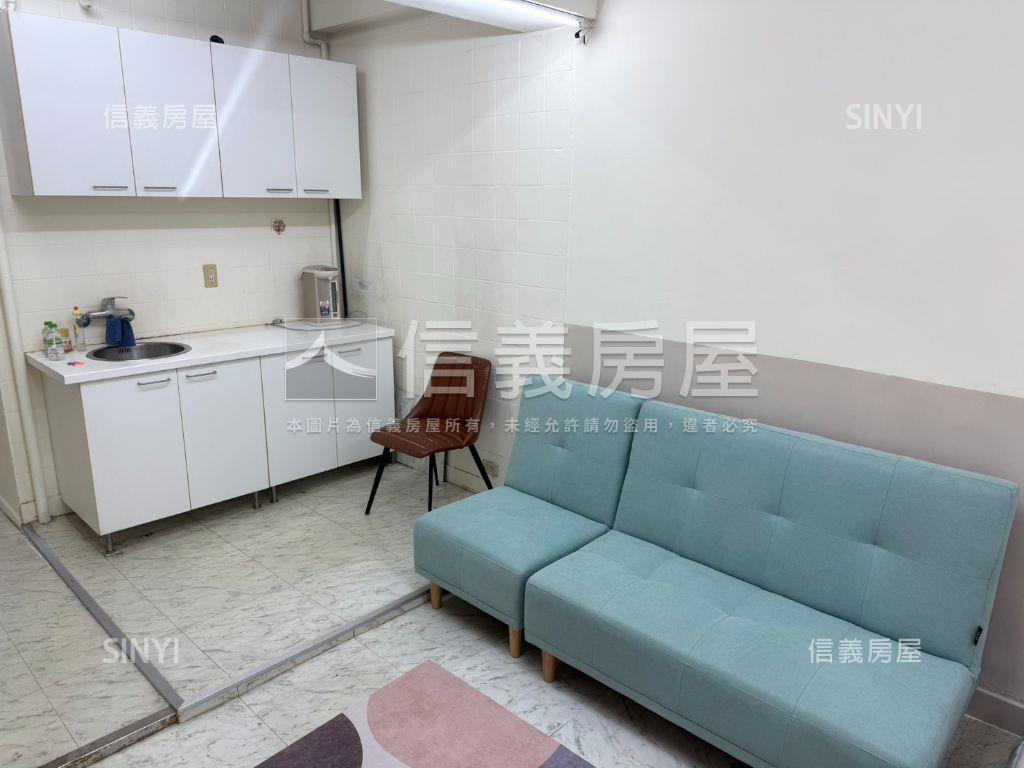 忠孝中聯管理高樓美屋Ｂ房屋室內格局與周邊環境