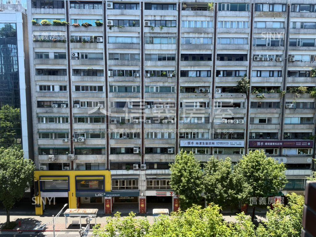 忠孝中聯管理高樓美屋Ｂ房屋室內格局與周邊環境