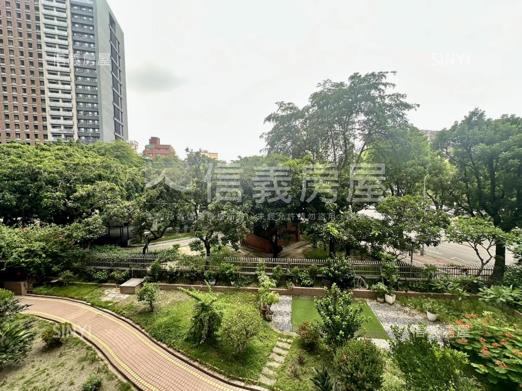 大墩天廈公園第一排房屋室內格局與周邊環境