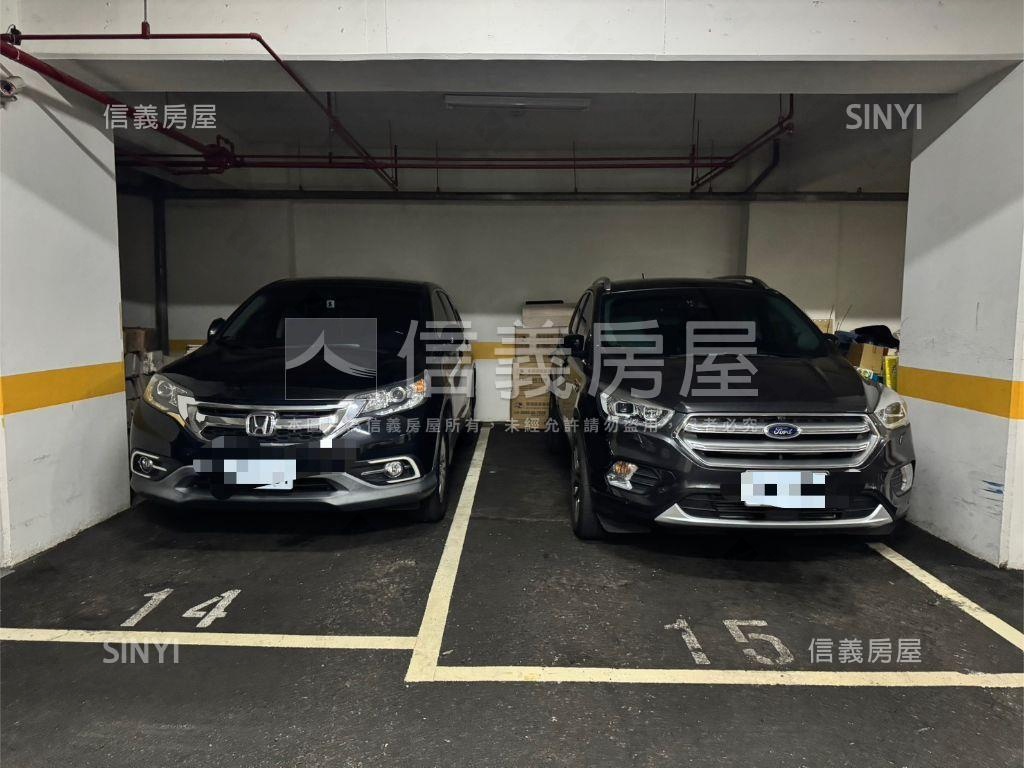 西區２房平車高樓園道視野房屋室內格局與周邊環境