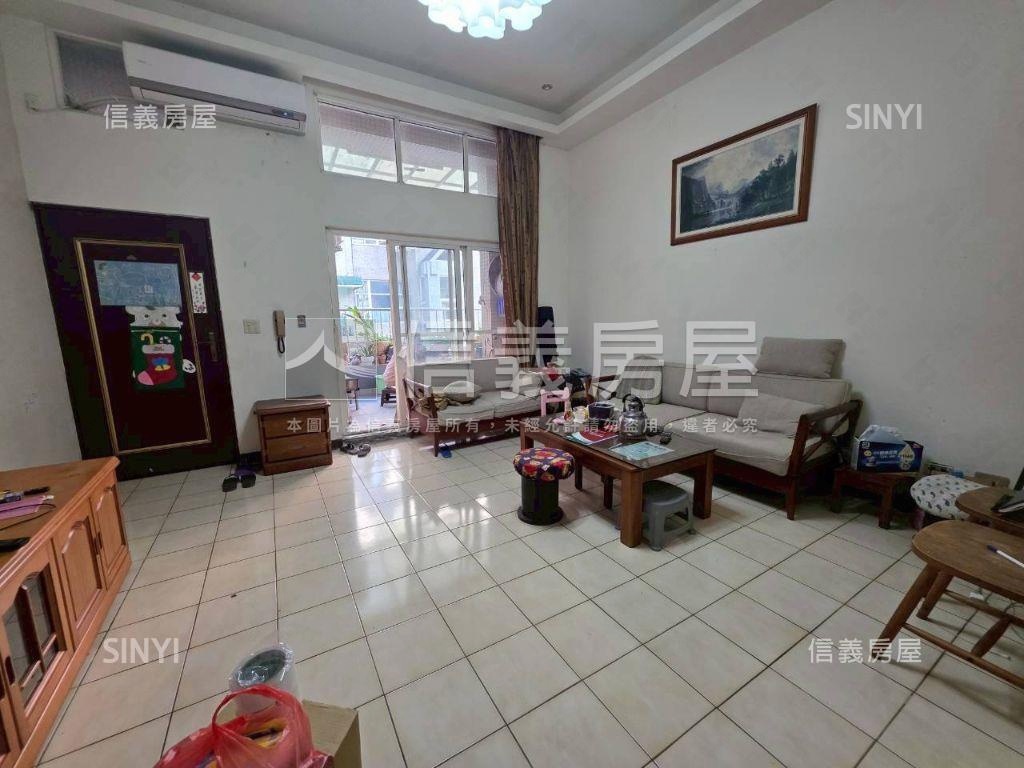 台北芳鄰邊間３房車位房屋室內格局與周邊環境