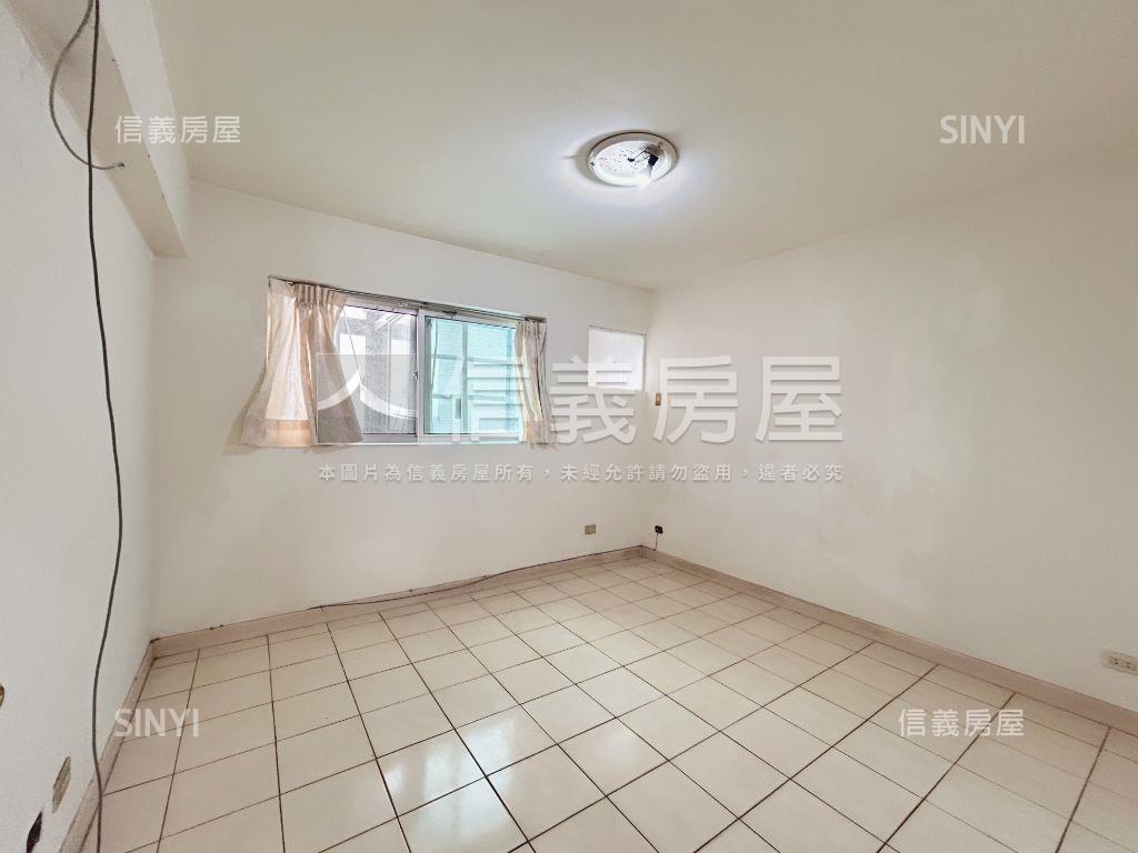 林口台北芳鄰邊間３房車位房屋室內格局與周邊環境