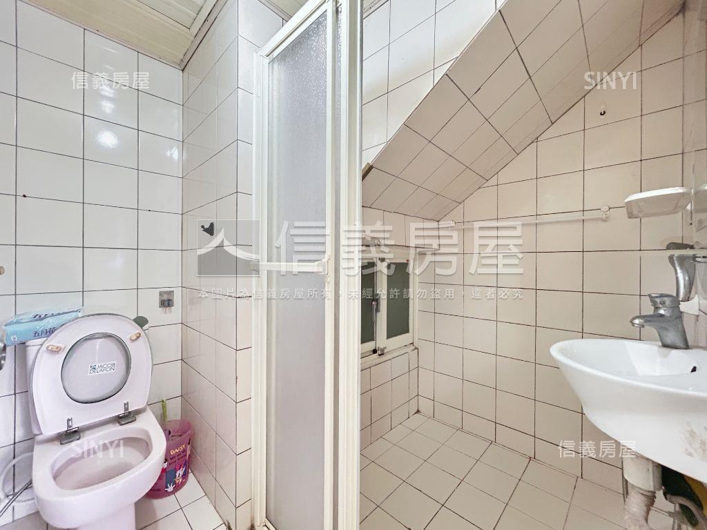 林口台北芳鄰邊間３房車位房屋室內格局與周邊環境