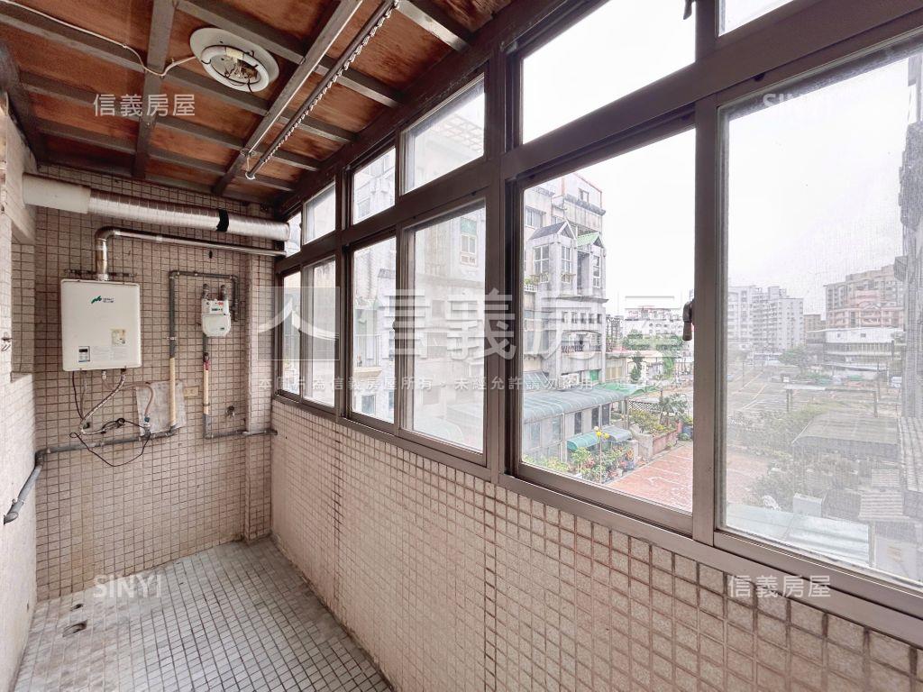 林口台北芳鄰邊間３房車位房屋室內格局與周邊環境