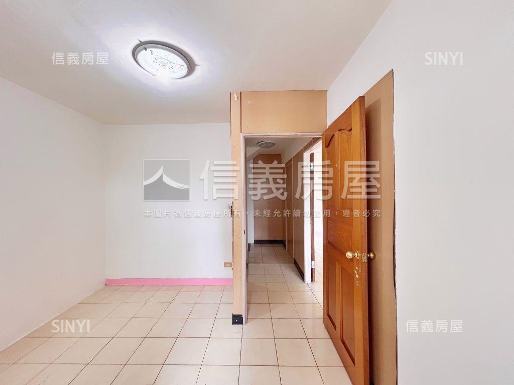 林口台北芳鄰邊間３房車位房屋室內格局與周邊環境