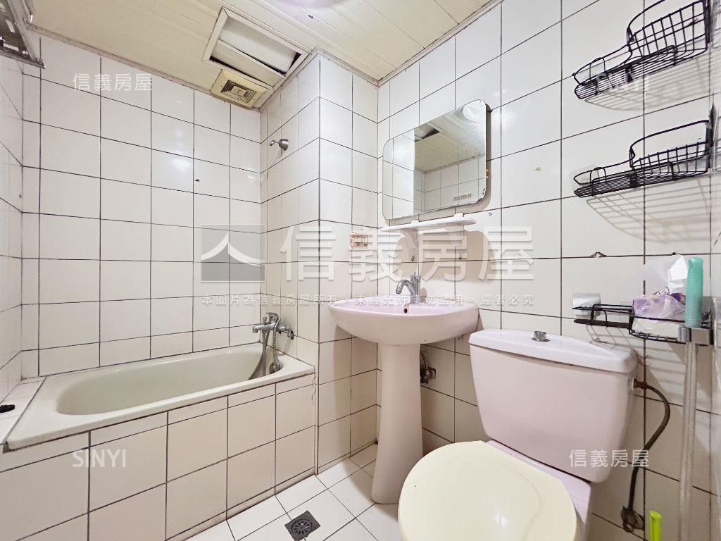 林口台北芳鄰邊間３房車位房屋室內格局與周邊環境