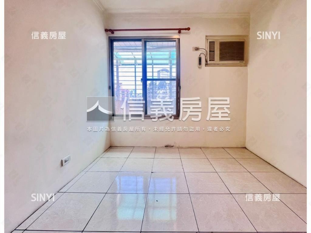 榮富高樓採光二房二衛房屋室內格局與周邊環境
